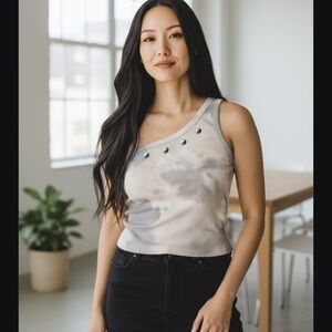 XL Yinh Yang Stylish Gray Crop Top with Yin Yang Accents